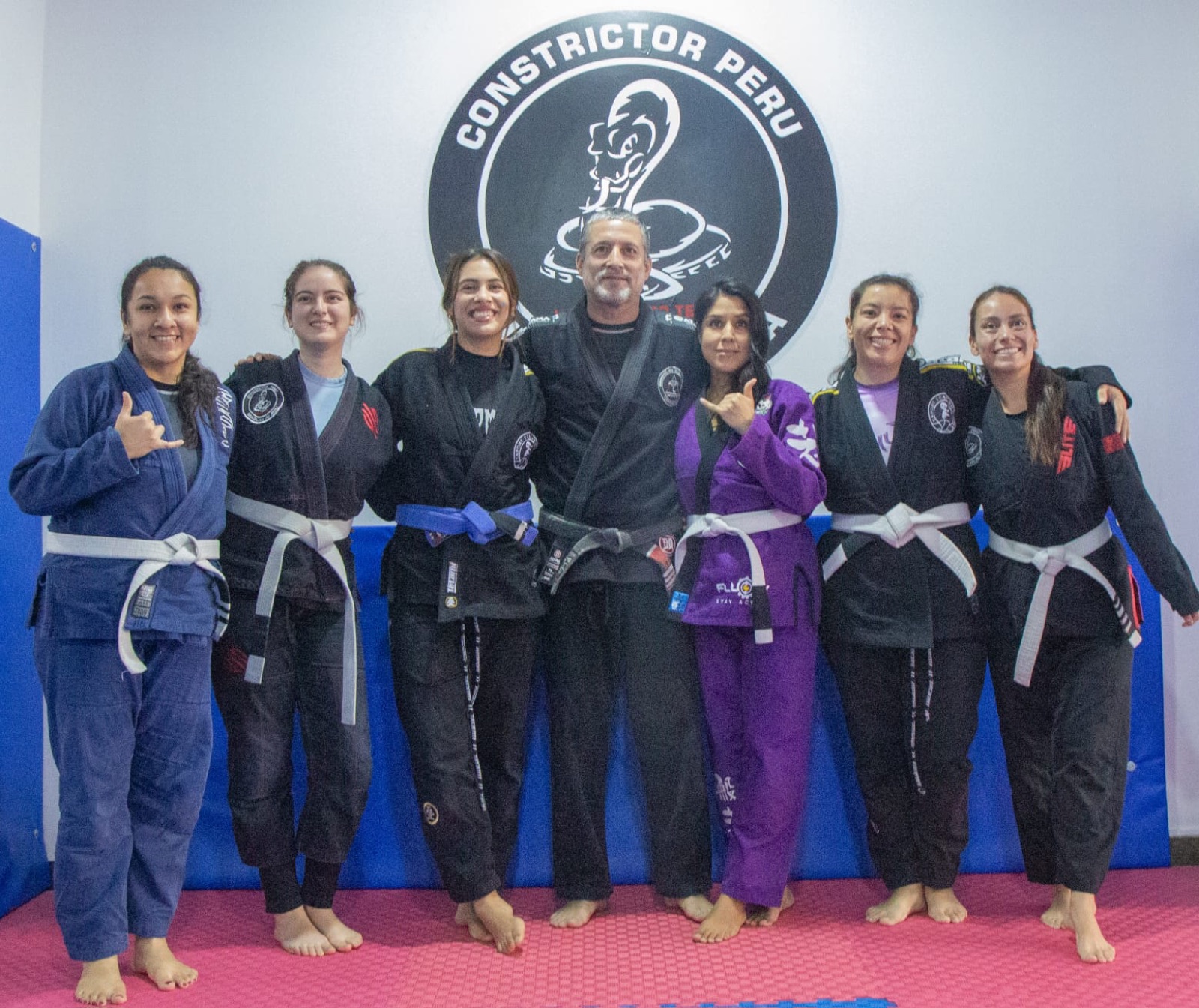 Equipo femenino de Jiu-Jitsu de Constrictor Perú